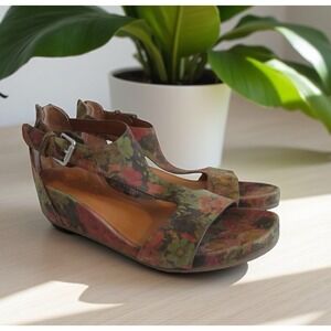 Kenneth Cole Gentle Soles Gisele‎ Open Toe Sandals Floral Leather Shoes Size 9
